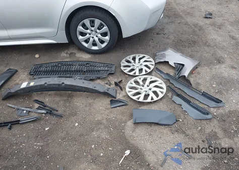 2019 Toyota Corolla Le from USA, damaged, VIN 2T1BURHE8KC211957